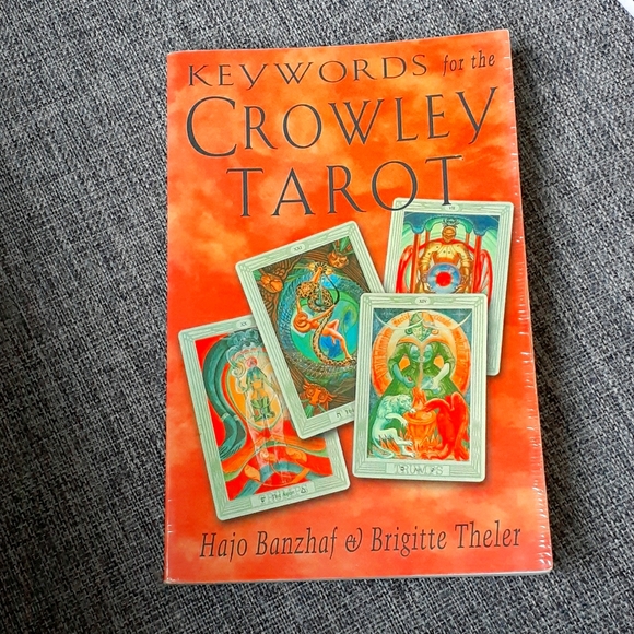 Weiserbooks Other - Thot Book Tarot ( Aleister Crowley)